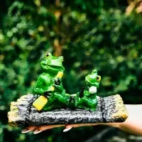 Садовая фигура 17 х 11 х 9,5 см "Лягушки на плоту" Водоплавающая