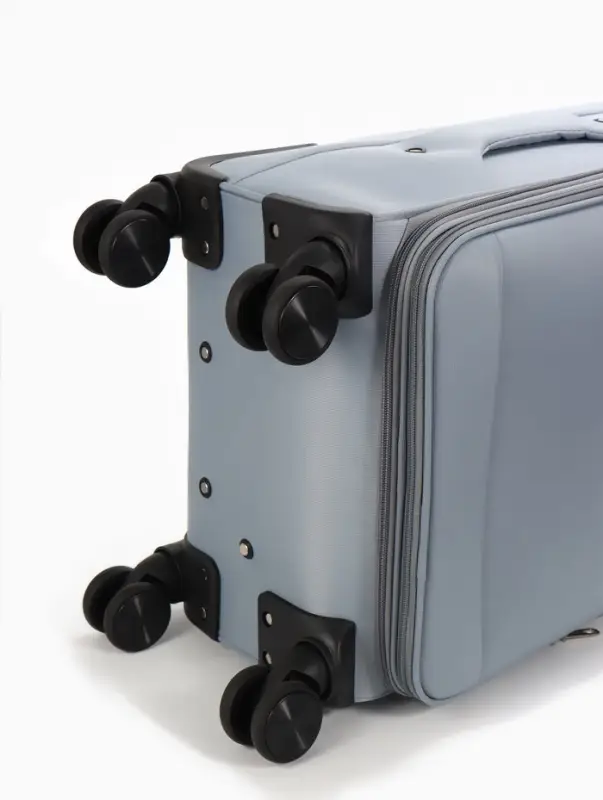 Чемодан 20",Текст,36*25*58,отд на молнии,1 нар/карм, увелич,код замок,4 колеса, т.серый