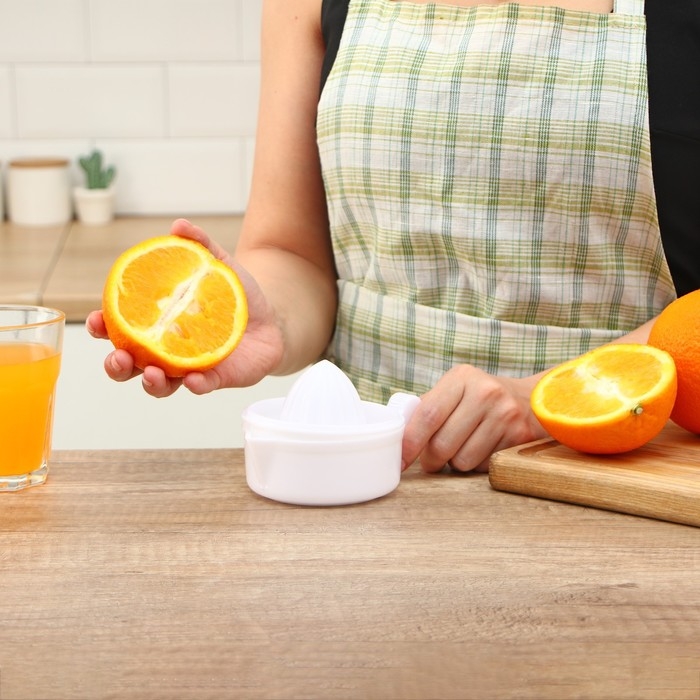 Соковыжималка Доляна, 11,5&times;8,5&times;9 см, цвет белый