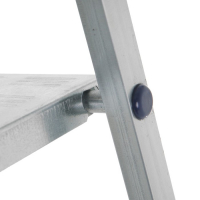 Стремянка ТУНДРА, оцинкованная, 10 ступеней Стремянка ТУНДРА, оцинкованная, 10 ступеней