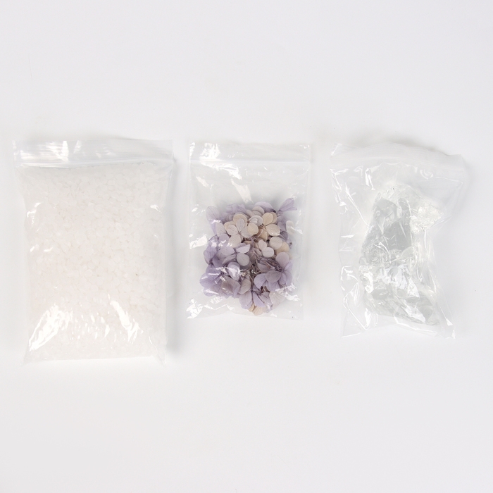 Свеча своими руками. Создание ароматической свечи с сухоцветами &laquo;Виноград&raquo;, набор для творчества