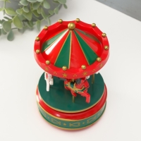 Сувенир пластик музыкальный механ. "Карусель - лошадки" зелёно-красный 10,5х10,5х17,5 см