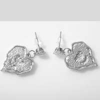 Серьги эмаль «Сердца» с тюльпанами, цвет бело-чёрный в серебре Серьги эмаль «Сердца» с тюльпанами, цвет бело-чёрный в серебре