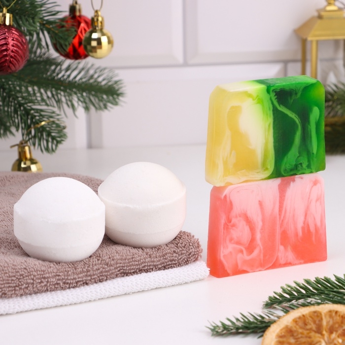 Новый год. Набор 2 бомбочки Новый год. Набор 2 бомбочки "Миндаль, Горячий шоколад" и 2 мыла "Шампанское, Яблоко" 1064326