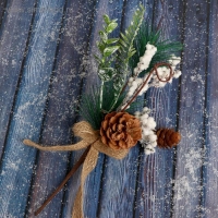 Декор "Зимнее очарование" ягоды в белом шишки хвоя, 26 см Декор "Зимнее очарование" ягоды в белом шишки хвоя, 26 см