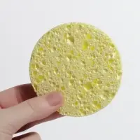 Спонж для умывания, d=8 см, жёлтый