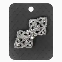 Зажим для кардигана "Ажур", лепестки, цвет белый в серебре