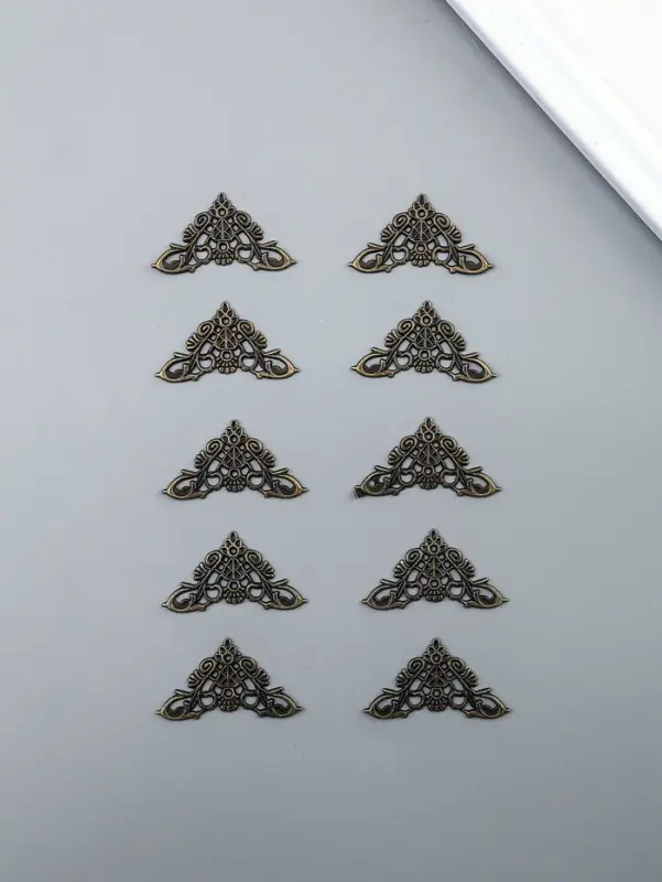 Уголок декоративный "Королевский" набор 10 шт 3,5х3,5 см