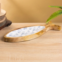 Блюдо в форме рыбки "Синие птицы" дерево манго 32х11,5х2 см