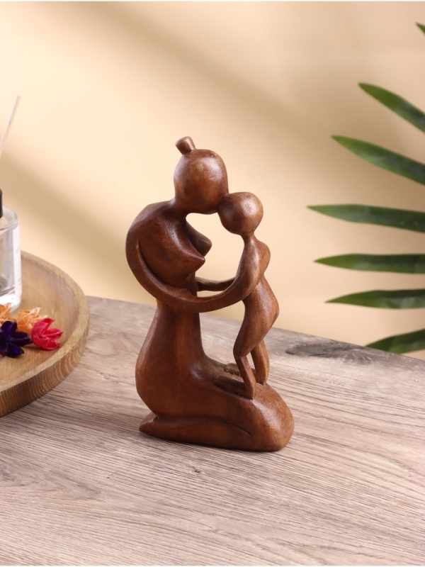 Сувенир "Мать и ребенок" дерево суар, 12х5х20 см