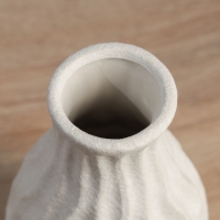 Керамическая ваза декоративная настольная &laquo;Нейтен&raquo;, для цветов, сухоцветов, d-5 см, 20&times;10.5 см, белый