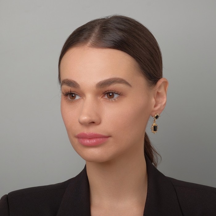 Серьги со стразами &laquo;Ажур&raquo; дуэт, цвет чёрный в золоте