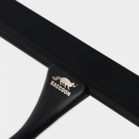 Водосгон из нержавеющей стали с комплектом держателей Raccoon, 25&times;16 см, цвет чёрный