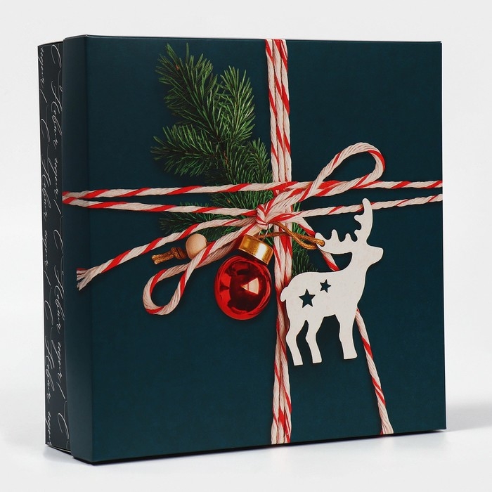 Коробка новогодняя складная &laquo;Новогодняя посылка&raquo;, 26 х 26 х 8 см, Новый год