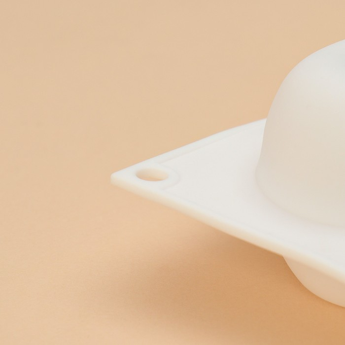 Форма для муссовых десертов и выпечки Доляна &laquo;Яблоко&raquo;, силикон, 29&times;17&times;5,5 см, 6 ячеек (d=6 см), цвет белый