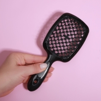 Расчёска массажная, широкая, вентилируемая, 8,5 &times; 20,5 см, цвет чёрный