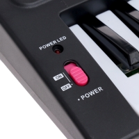 Синтезатор «Супер музыкант» с микрофоном, 37 клавиш, работает от сети и от батареек Синтезатор «Супер музыкант» с микрофоном, 37 клавиш, работает от сети и от батареек