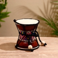 Сувенирный музыкальный инструмент "Барабан Дамару" 9х9х9 см Сувенирный музыкальный инструмент "Барабан Дамару" 9х9х9 см