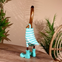 Сувенир "Утка в мятном комбинезоне" дерево 45 см