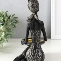 Подсвечник полистоун "Африканка в косынке с цветами" чёрный d=8 см 14х11,5х24,5 см