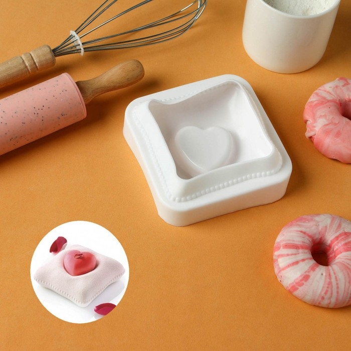 Форма для выпечки и муссовых десертов KONFINETTA «Любовь в квадрате», силикон, 11,4×12×4,4 см, цвет белый Форма для выпечки и муссовых десертов KONFINETTA «Любовь в квадрате», силикон, 11,4×12×4,4 см, цвет белый