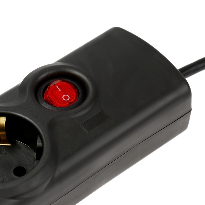 Сетевой фильтр Luazon Lighting, 5 розеток, 3 м, 2200 Вт, 3х0.75 мм2, 10 A, 220 В, c предохранителем, черный