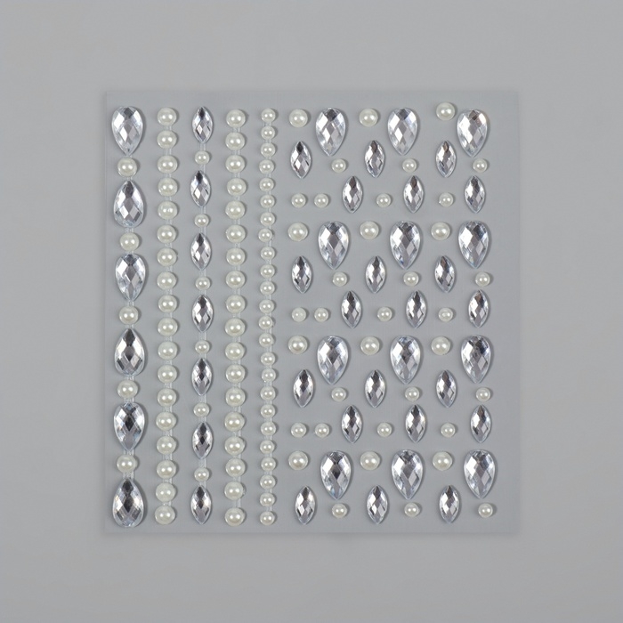 Стразы и жемчуг самоклеящиеся &laquo;Ассорти&raquo;, фигурные, 120 шт на листе, цвет серебряный