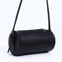 Сумка кросс-боди на молнии, цвет чёрный Сумка кросс-боди на молнии, цвет чёрный