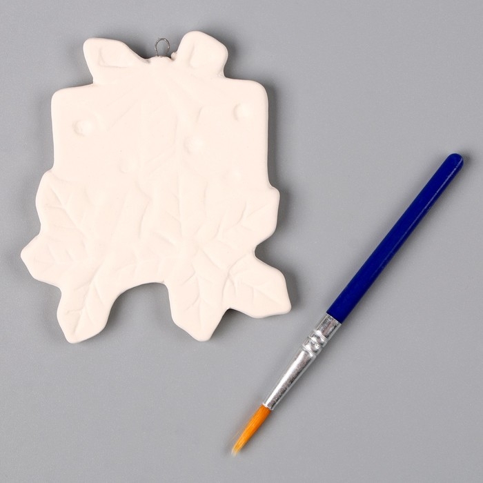 Новый год! Ёлочное украшение под раскраску &laquo;Подарок&raquo; с подвесом, кисть