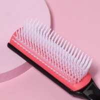 Расчёска массажная, 4,5 × 19 см, цвет чёрный/розовый Расчёска массажная, 4,5 × 19 см, цвет чёрный/розовый