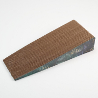 Когтеточка из картона с кошачьей мятой Stay wild, треугольная, 45 &times; 18 &times; 9 см