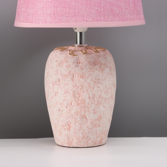 Лампа настольная "Кира" 1х40Вт Е14 розовый 20х20х34см