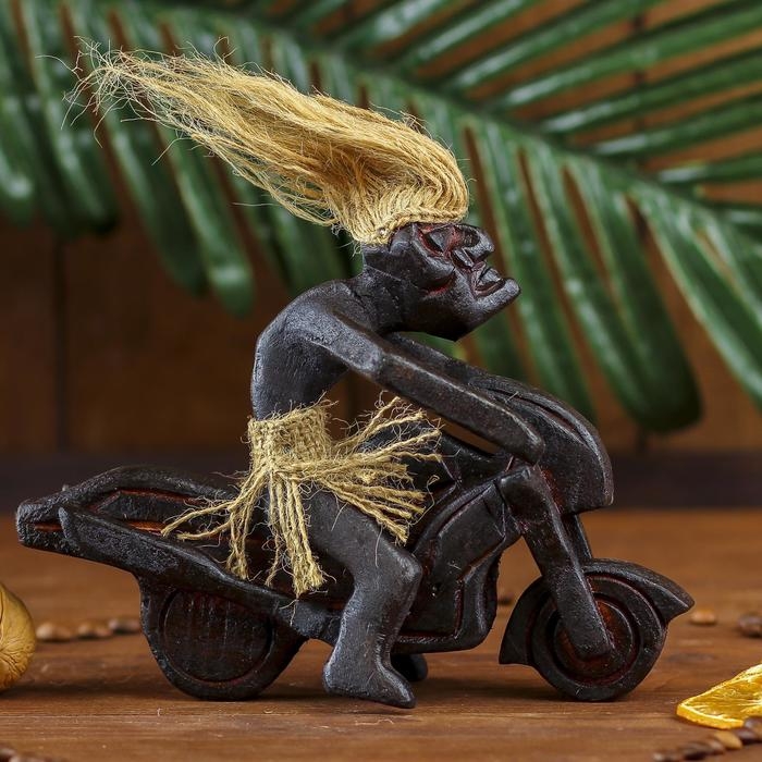 Сувенир &laquo;Абориген на байке&raquo;, 8&times;18&times;14 см, дерево