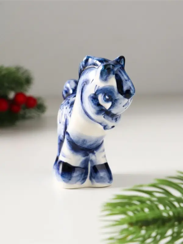 Сувенир Конь Яхонт, 8х8,5х3,5 см, гжель