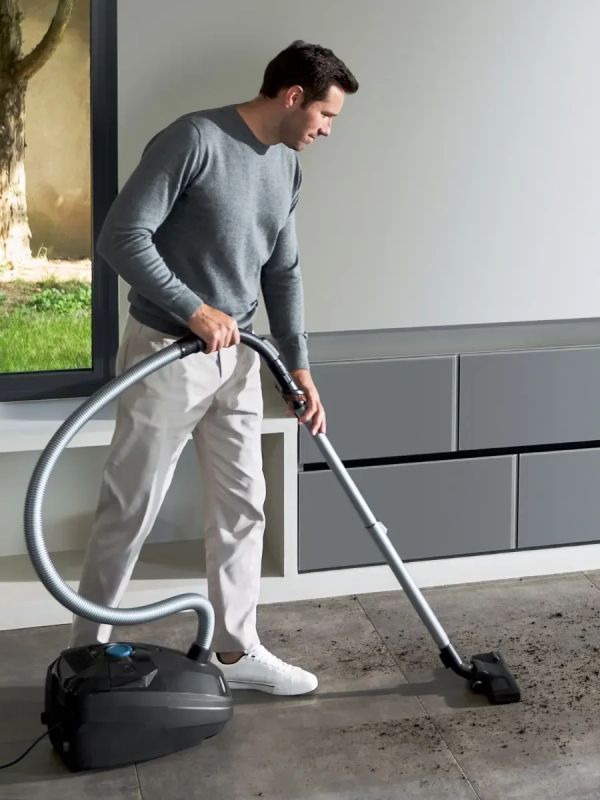 Пылесос с пылесборником Green Force Max TW4931EA, 4,5 л