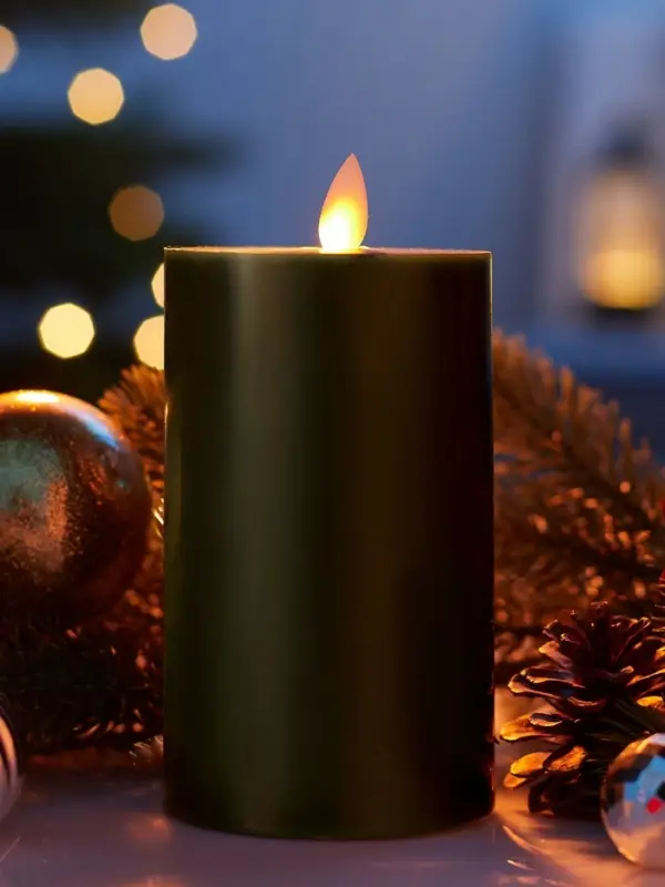 Светодиодная свеча восковая "Глубокий зеленый", 15x7 см, АААx3 (не в компл.), Т/БЕЛЫЙ