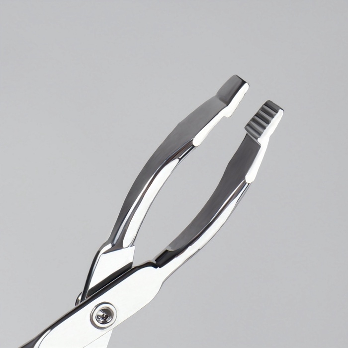 Пинцет в форме ножниц, прямой, 8,2 см, цвет серебристый Пинцет в форме ножниц, прямой, 8,2 см, цвет серебристый