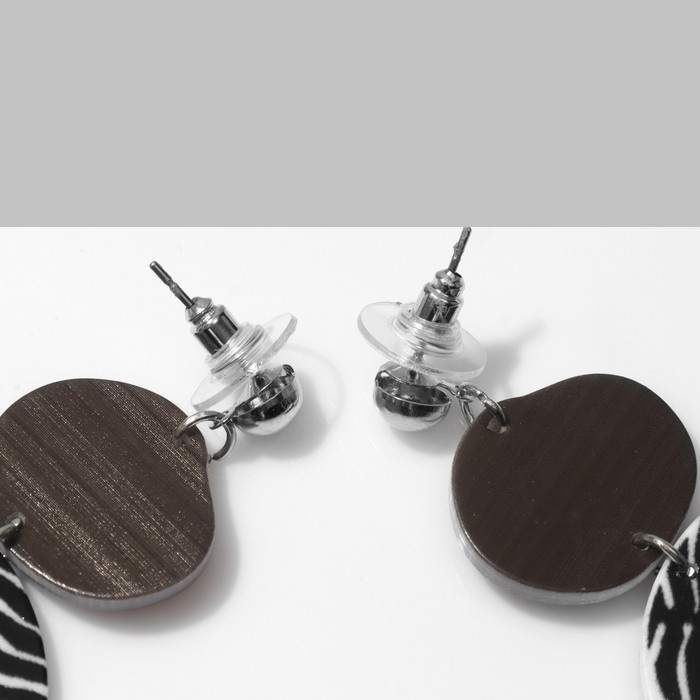 Серьги акрил &laquo;Круг&raquo;, цвет чёрно-белый в серебре