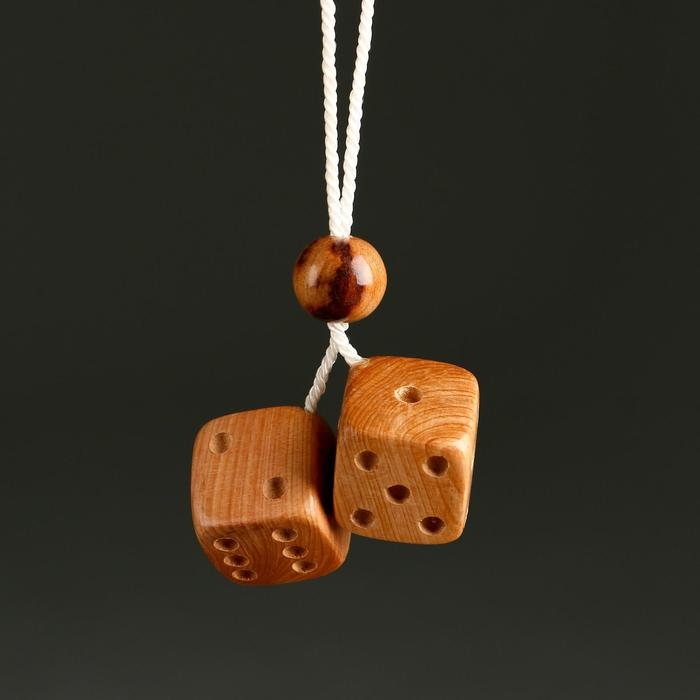 Подвеска в автомобиль &laquo;Кубики&raquo;, 2,5- 3см, можжевельник