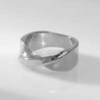 Кольцо металл &laquo;Тренд&raquo; перекрученное мини, цвет серебро размер 16