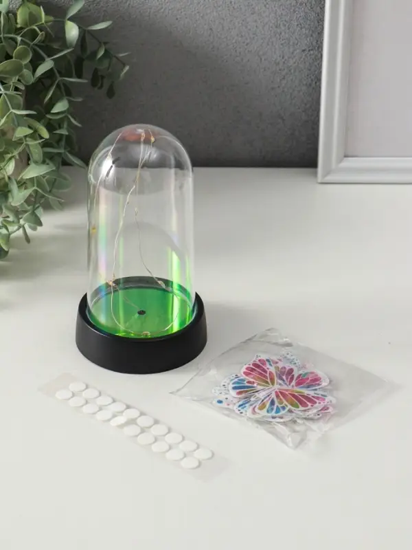 Сувенир пластик "Бабочки на колбе" LED 2хAG13 + наклейки бабочки 8,5х8,5х15 см