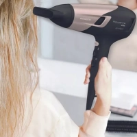 Фен для волос Studio Dry Glow CV5831F0 с 2 насадками Фен для волос Studio Dry Glow CV5831F0 с 2 насадками