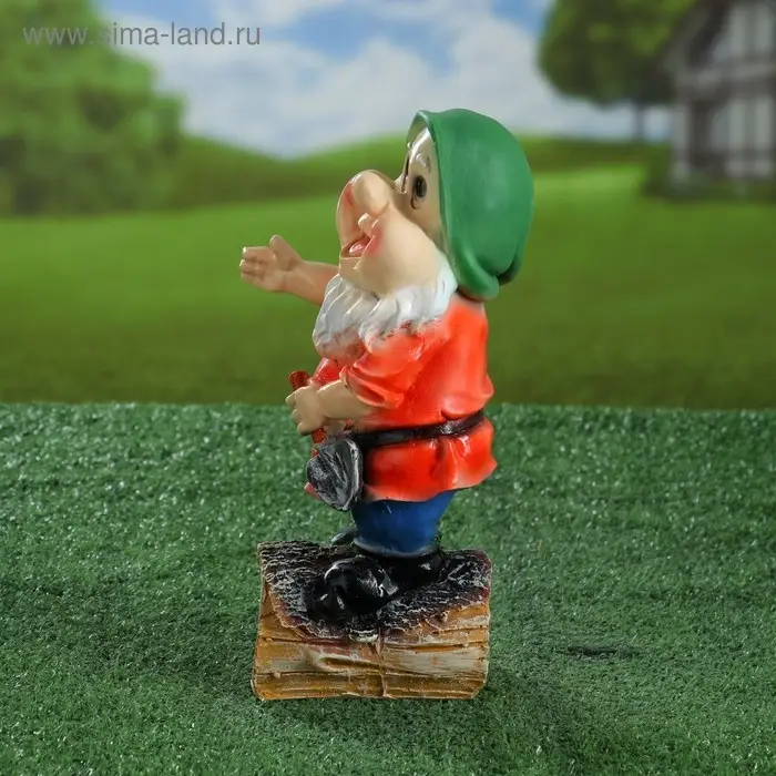 Садовая фигура из полистоуна &laquo;Гномик с лопатой&raquo;, 15&times;12&times;30 см