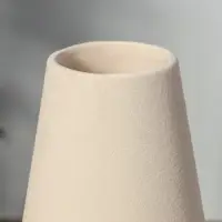 Ваза керамика настольная "Банни" h=20х10 d=6,5 см, белый