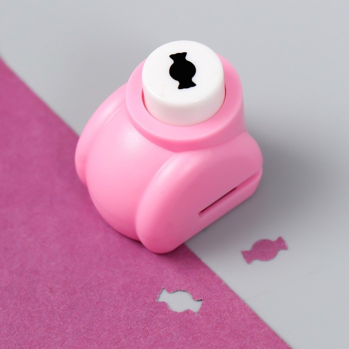 Набор для скрапбукинга "Средняя волна" ножницы фигурные 13,5см+4 дырокола d=1,2см 11,2х18 см   94115