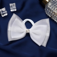 Резинка для волос бант "Школьница" классика блеск, 11х7 см, белый