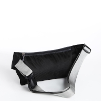 Поясная сумка на молнии, с карманом, разъем для USB, чёрный Поясная сумка на молнии, с карманом, разъем для USB, чёрный