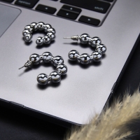 Набор серьги и каффы 3 шт «Бублики» дутые, цвет серебро Набор серьги и каффы 3 шт «Бублики» дутые, цвет серебро