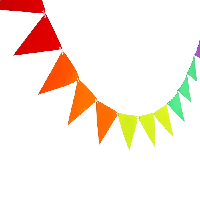 Гирлянда &laquo;Флажки&raquo; треугольник