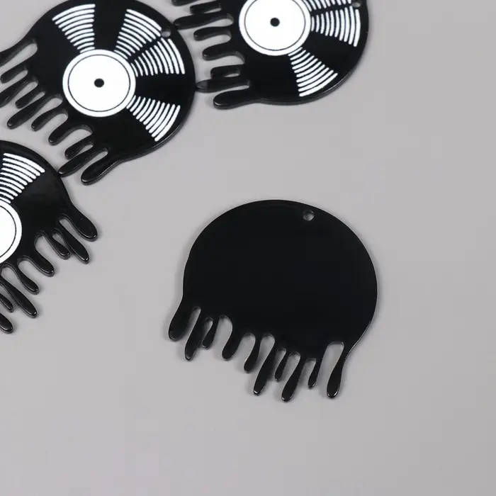 Декор для творчества акрил "Расплавившаяся пластинка" 4,5х4х0,2 см